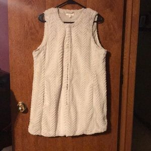 Fuzzy cream vest